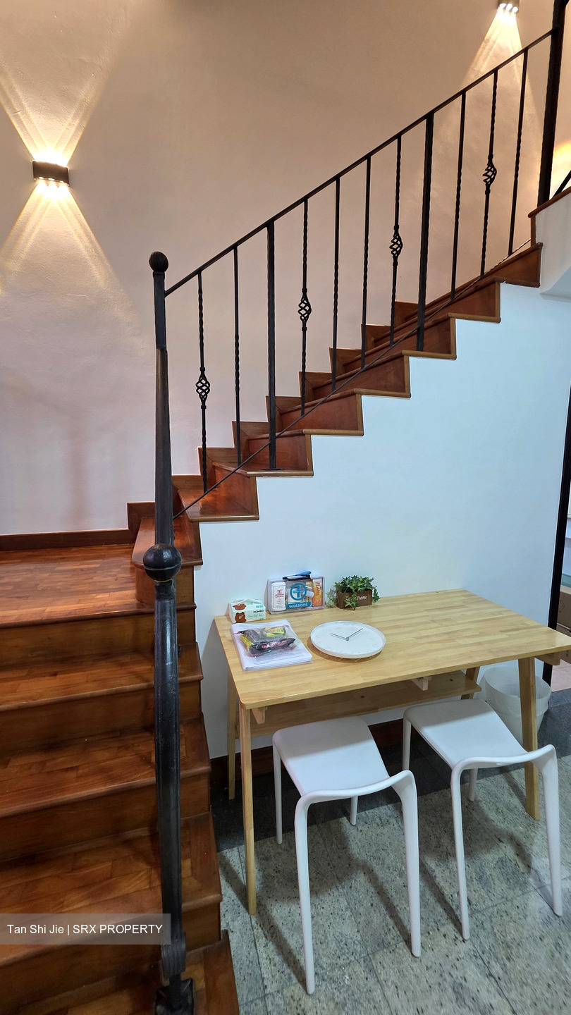 Westville (D22), Terrace #583358771